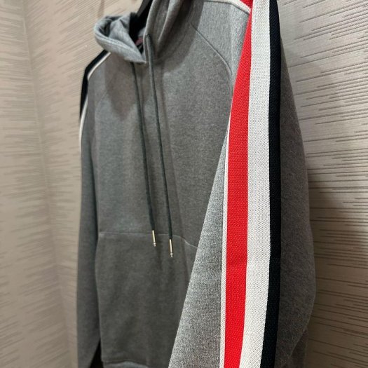 💎Han's house精品服飾💎Thom Browne TB 連帽 衛衣 帽T 日本製造 現貨1 3-4