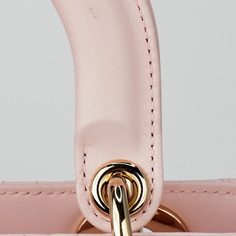 KESH 凱仕國際精品【金色吊飾、優雅甜美】Lady Dior My ABCDior 櫻花粉手提包｜迪奧戴妃包｜淡粉色羊皮革藤格紋-7