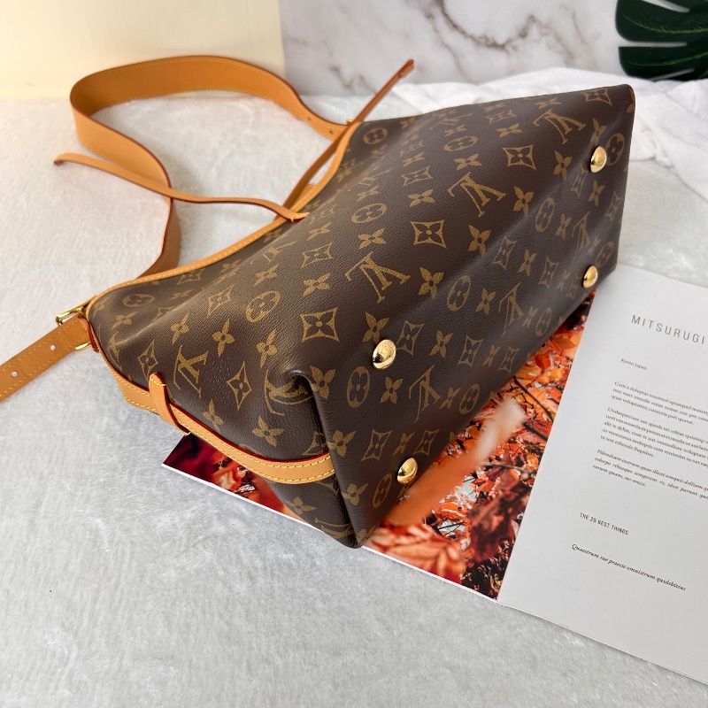 LV Carryall PM 老花小號肩背包 晶片款-14