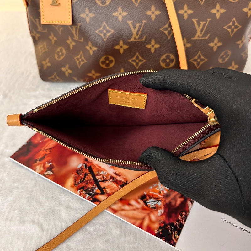 LV Carryall PM 老花小號肩背包 晶片款-37