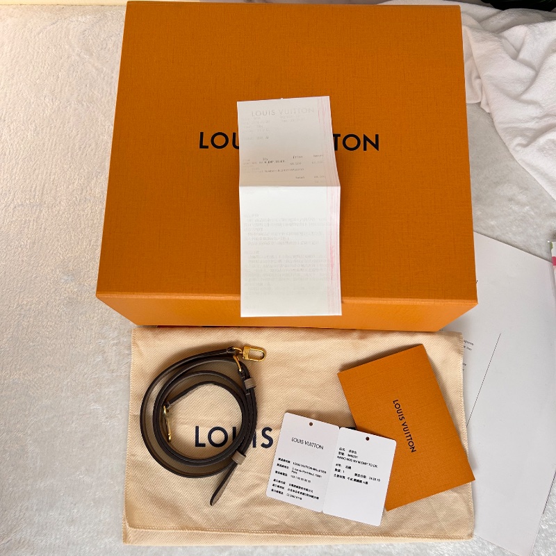 LV Nano NOÉ 花紋壓印牛皮兩用水桶包-27