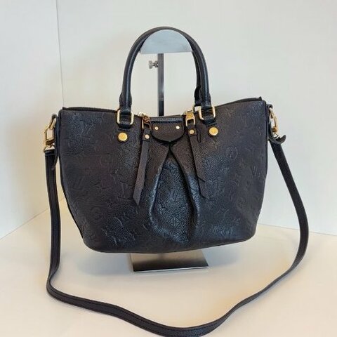 路易威登/Louis Vuitton 黑色全皮壓花 手提餃子包