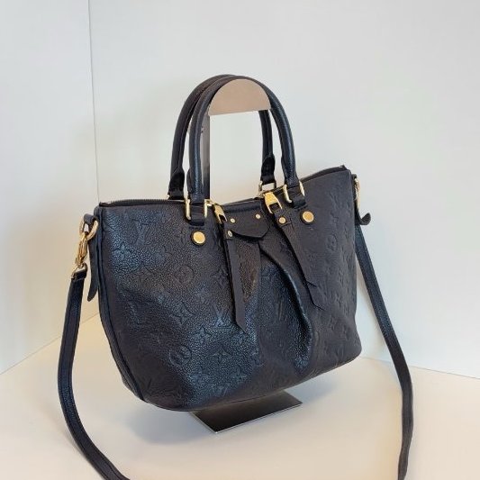 路易威登/Louis Vuitton 黑色全皮壓花 手提餃子包-2