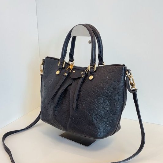 路易威登/Louis Vuitton 黑色全皮壓花 手提餃子包-3