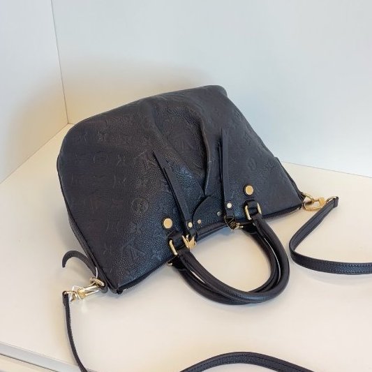 路易威登/Louis Vuitton 黑色全皮壓花 手提餃子包-4