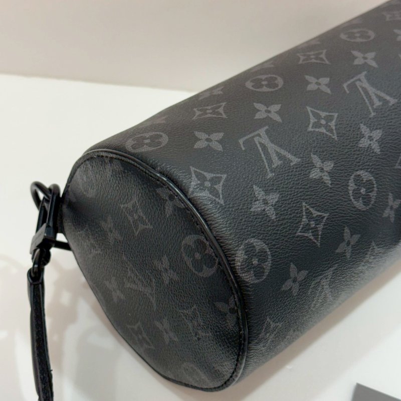 LV 斜背包/側背包/圓筒包 M46796 近全新-6