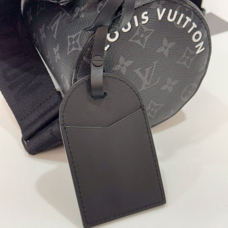 LV 斜背包/側背包/圓筒包 M46796 近全新-12