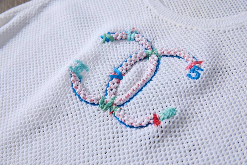 Chanel 透氣彩色雙C刺繡背心-4