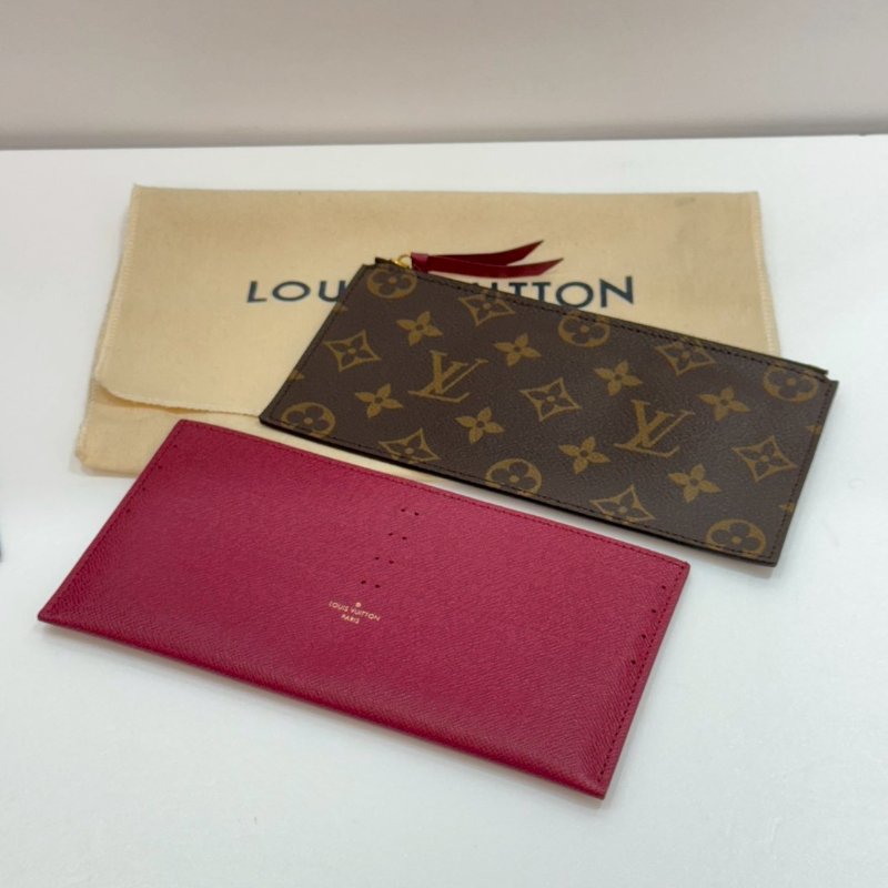 LV 斜背包/側背包/WOC三合一/手拿包 M81896 9成新-16