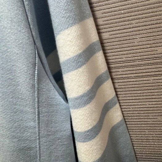 💎Han's house精品服飾💎Thom Browne TB 4桿 TB 衛衣 大學T 日本製 現貨3原價 22200-2