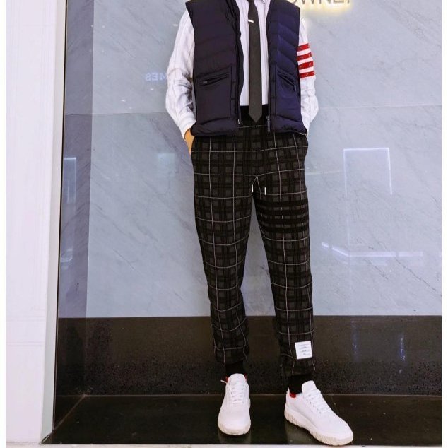💎Han's house精品服飾💎THOM BROWNE TB 格紋 四槓 長褲 現貨2 原價63200-1