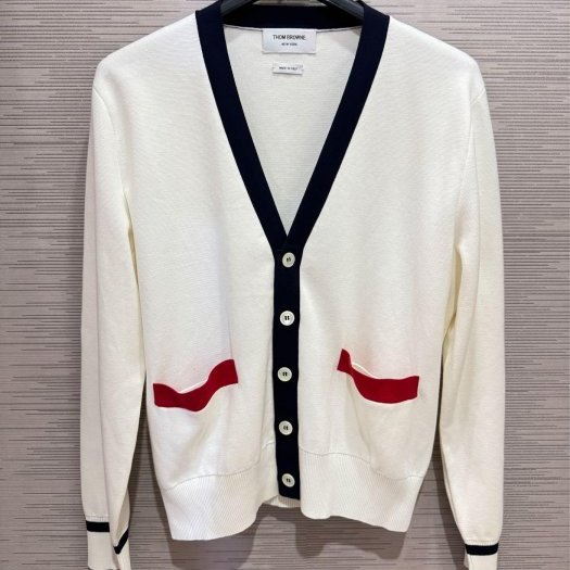 💎Han's house精品服飾💎Thom Browne TB 針織 開衫 外套 義大利製 現貨 2 3原價58300-1