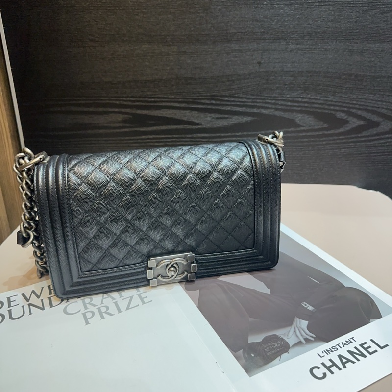 Chanel 荔枝牛皮boy25-0