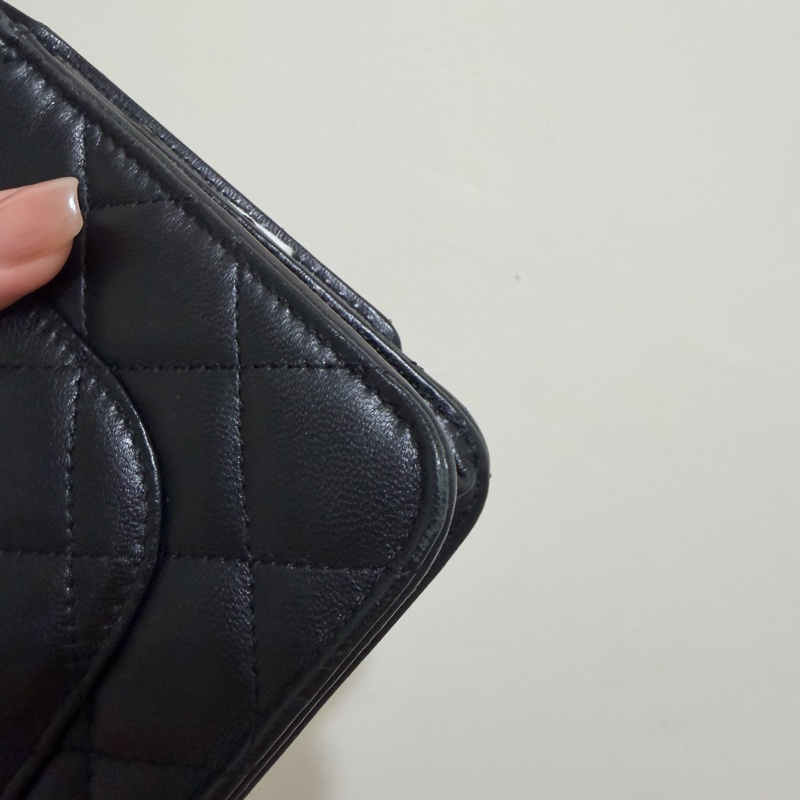 Chanel WOC黑銀羊皮-5