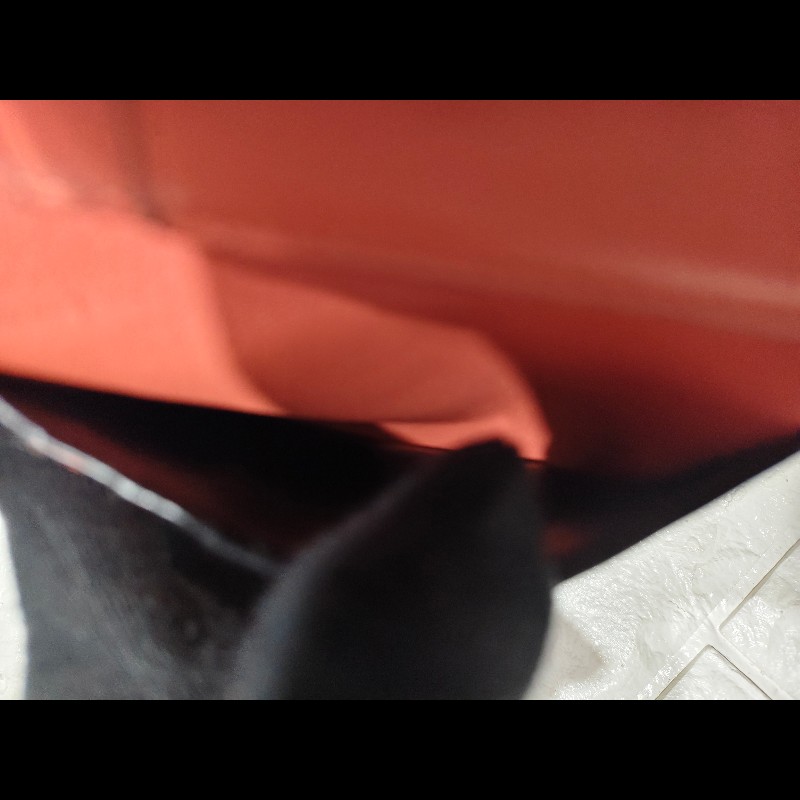 LOEWE 經典款 小型粒面小牛皮三折短夾-11