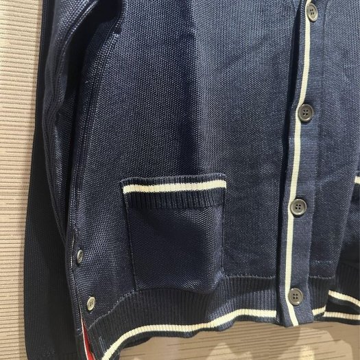 💎Han's house精品服飾💎 Thom Browne TB 絲綢 混棉 針織 開衫 外套 男女共穿  現貨3 4 原價68000-3