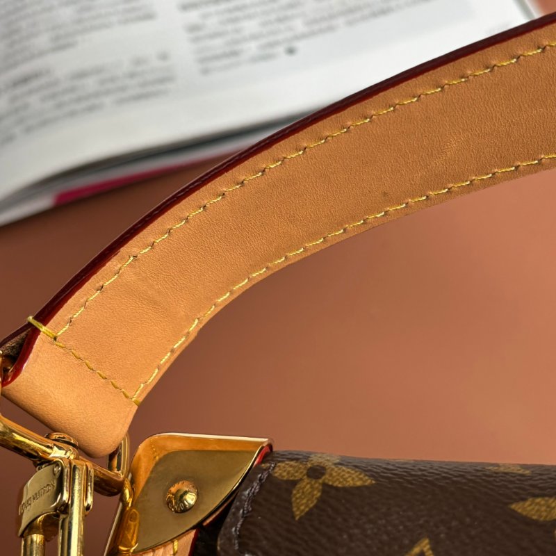 ::LOUIS VUITTON:: LV M46815 Side Trunk PM 經典花紋牛皮飾邊手提斜背包 箱型包-13