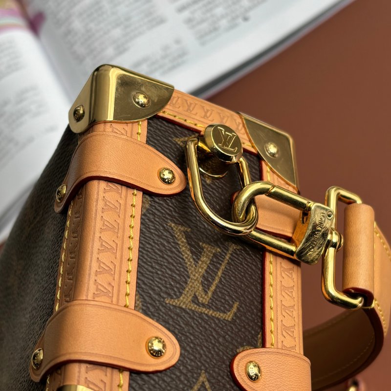 ::LOUIS VUITTON:: LV M46815 Side Trunk PM 經典花紋牛皮飾邊手提斜背包 箱型包-22