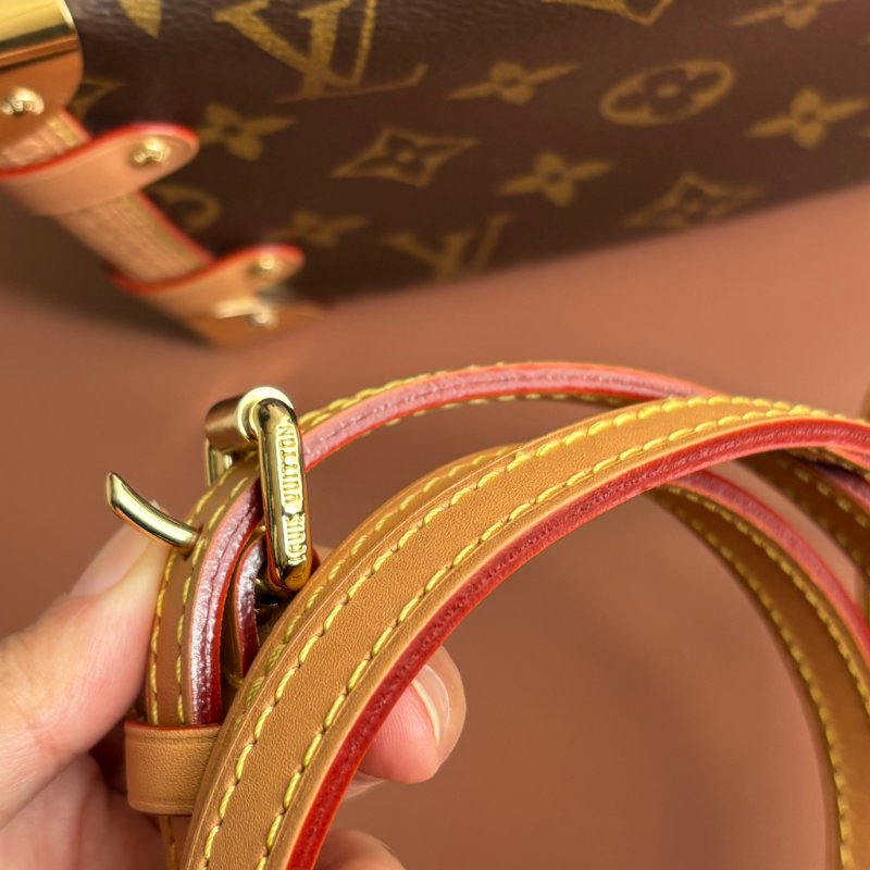 ::LOUIS VUITTON:: LV M46815 Side Trunk PM 經典花紋牛皮飾邊手提斜背包 箱型包-25