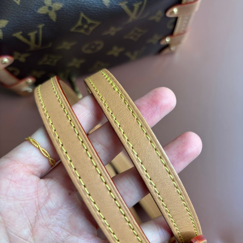 ::LOUIS VUITTON:: LV M46815 Side Trunk PM 經典花紋牛皮飾邊手提斜背包 箱型包-27