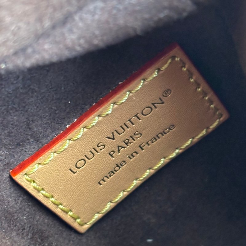 ::LOUIS VUITTON:: LV M46815 Side Trunk PM 經典花紋牛皮飾邊手提斜背包 箱型包-30