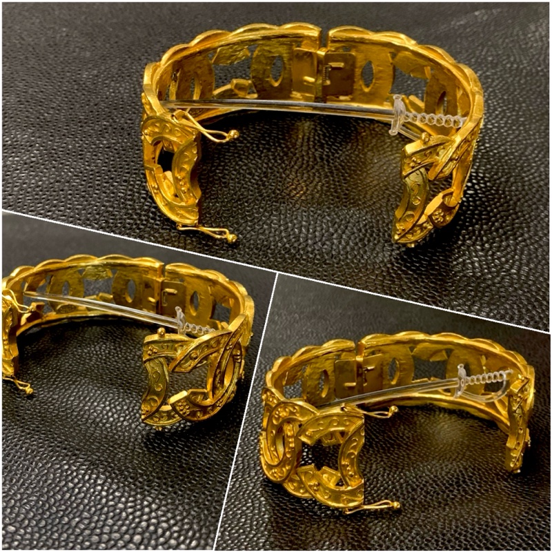Rare Chanel Vintage Grapevine Motif Cuff Bracelet In 24k Gold-Plate 香奈兒全CC Logo葡萄藤手鐲-4