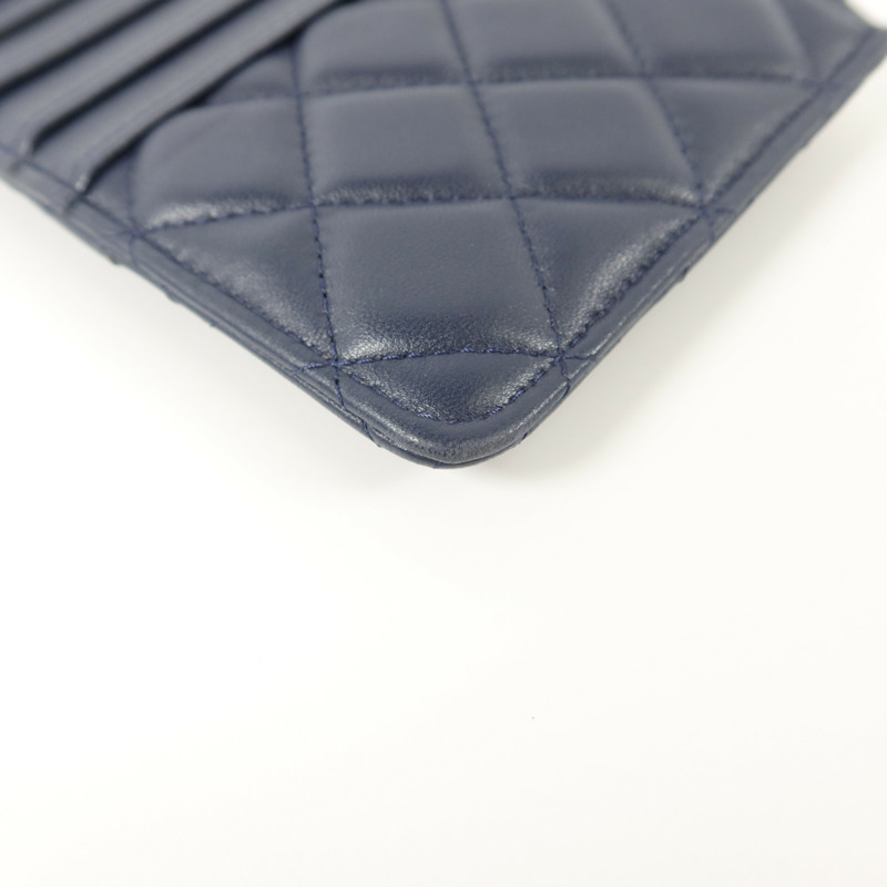CHANEL 羊皮皮革Classic Phone Pouch with Zipper長錢包-11