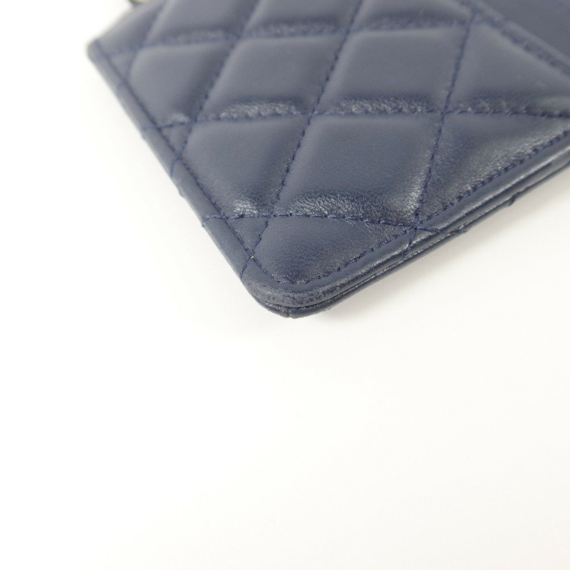 CHANEL 羊皮皮革Classic Phone Pouch with Zipper長錢包-12
