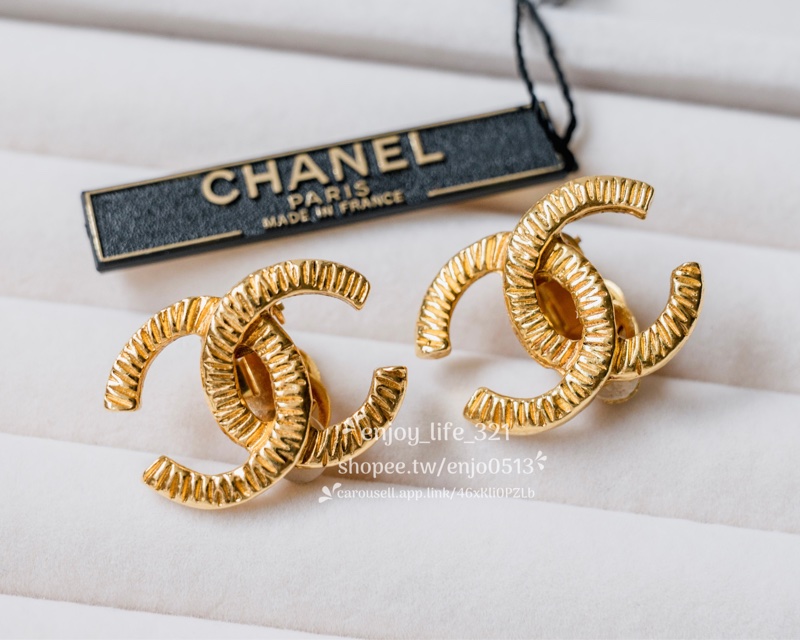 《CHANEL香奈兒》vintage 老香 雙C Logo 復古 時尚 金色 珍珠 經典 紋路設計 夾式耳環/耳夾-1