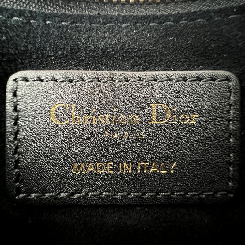 KESH 凱仕國際精品【金屬吊飾、優雅日常托特】DIOR Toujours Small 迪奧小型手提包｜黑色籐格紋小牛皮｜金扣-17