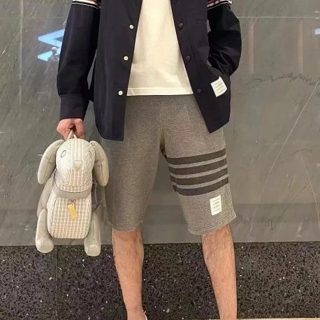 💎Han's house精品服飾💎 THOM BROWNE TB 四槓 棉短褲 日本製 現貨3 原價25600-0