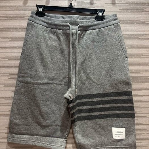 💎Han's house精品服飾💎 THOM BROWNE TB 四槓 棉短褲 日本製 現貨3 原價25600-1