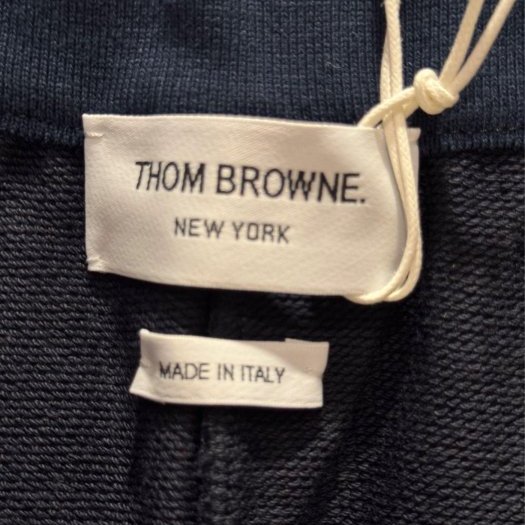 💎Han's house精品服飾💎THOM BROWNE TB 四槓 尼龍 海灘 短褲  現貨4 原價34400-3