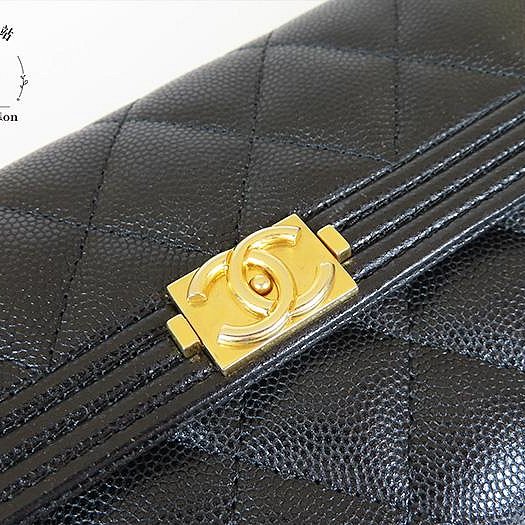 【巴黎站二手名牌專賣】＊現貨＊CHANEL 真品＊黑色荔枝皮革菱格紋金BOY釦式長夾-4