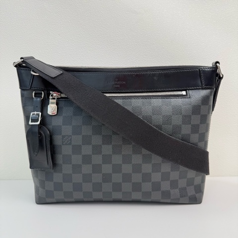 路易威登/LOUIS VUITTON MICK 深灰色塗層帆布棋盤格單肩包斜挎包 男包 銀色五金