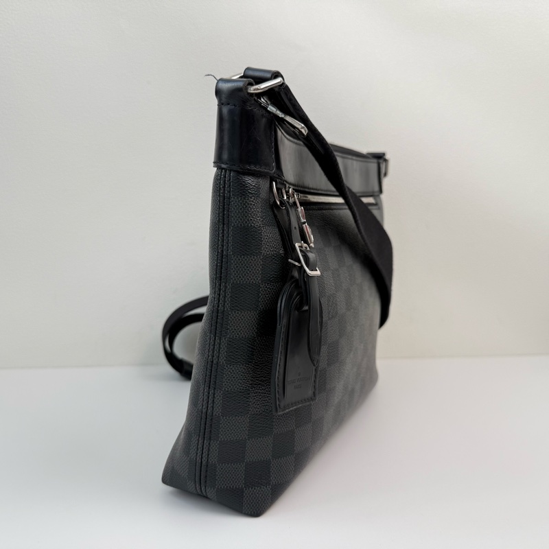 路易威登/LOUIS VUITTON MICK 深灰色塗層帆布棋盤格單肩包斜挎包 男包 銀色五金-2
