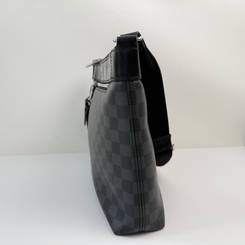 路易威登/LOUIS VUITTON MICK 深灰色塗層帆布棋盤格單肩包斜挎包 男包 銀色五金-4