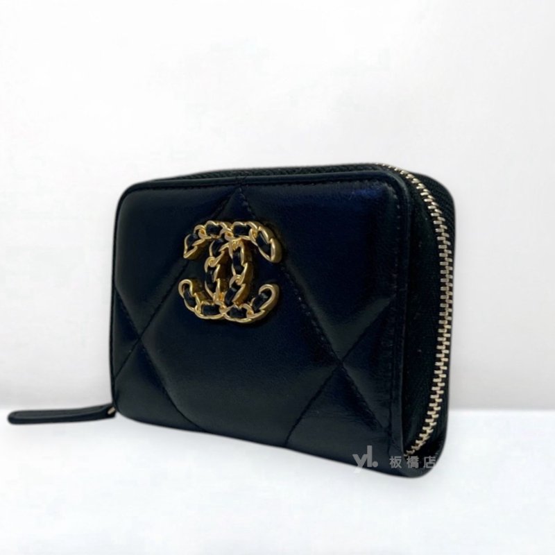 S5464-Chanel 19系列黑羊皮金釦拉鍊零錢包-2