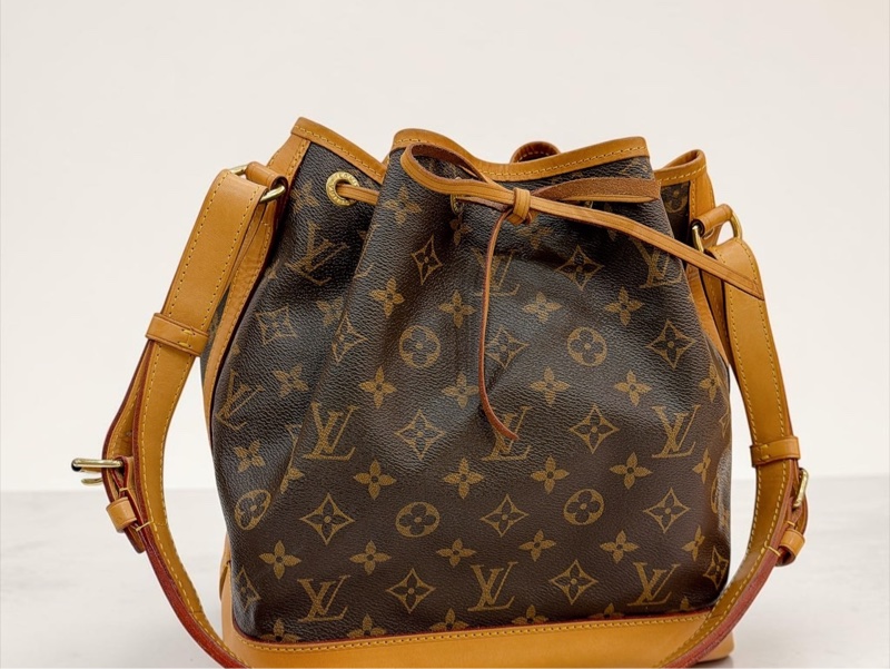 莉亞精品♡ LV NOE BB M42224 SA2146 水桶包 二手美包-0
