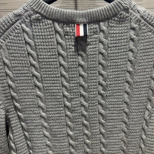 💎Han's house精品服飾💎Thom Browne 麻花 粗 針織 100% 純羊毛 毛衣 義大利製 現貨2 3 原價39700-4