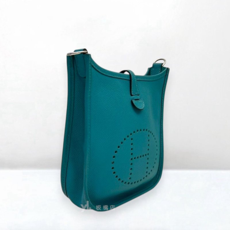 S5465-Hermes 孔雀綠TC皮Mini Evelyne16斜背包-1