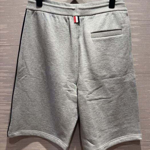 💎Han's house精品服飾💎THOM BROWNE TB 彩條 棉褲 短褲 現貨 2原價20000-3
