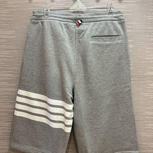 💎Han's house精品服飾💎THOM BROWNE TB 棉 四槓 棉短褲 男原價25600-3