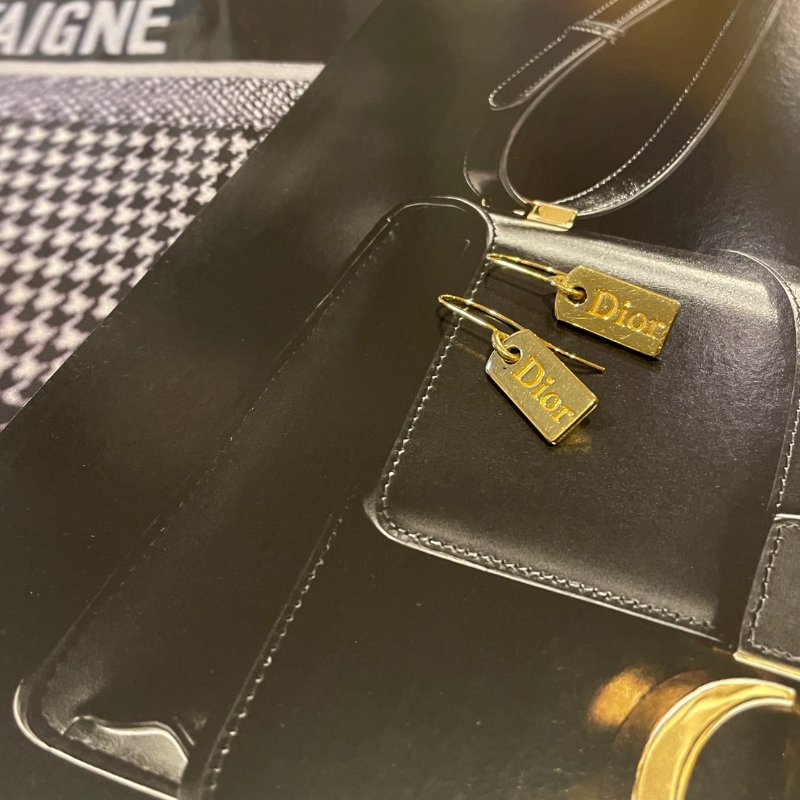 VINTAGE DIOR 極簡風格金色字母長形古董耳針耳環-1