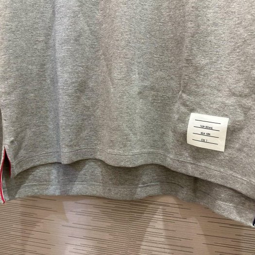 💎Han's house精品服飾💎 Thom Browne TB 4槓 長T 日本製 男女共穿 現貨 1 3 原價 19100-3