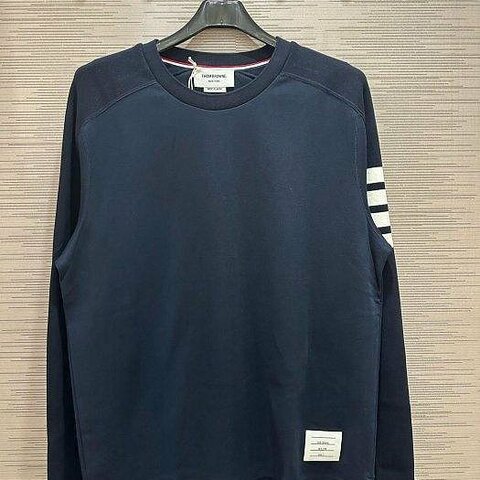 💎Han's house精品服飾💎 Thom Browne TB 4槓 長T 日本製 男女共穿 現貨 1 3 原價 19100