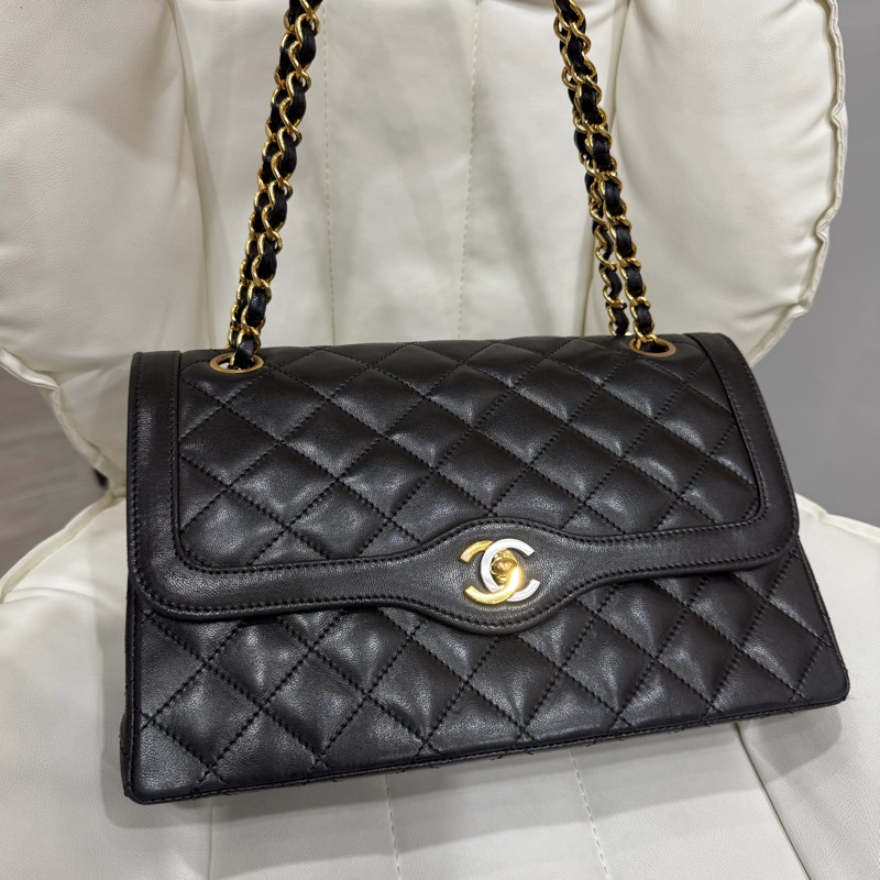 Chanel Paris Limited Medium Classic Flap 金銀扣 鴛鴦扣-2