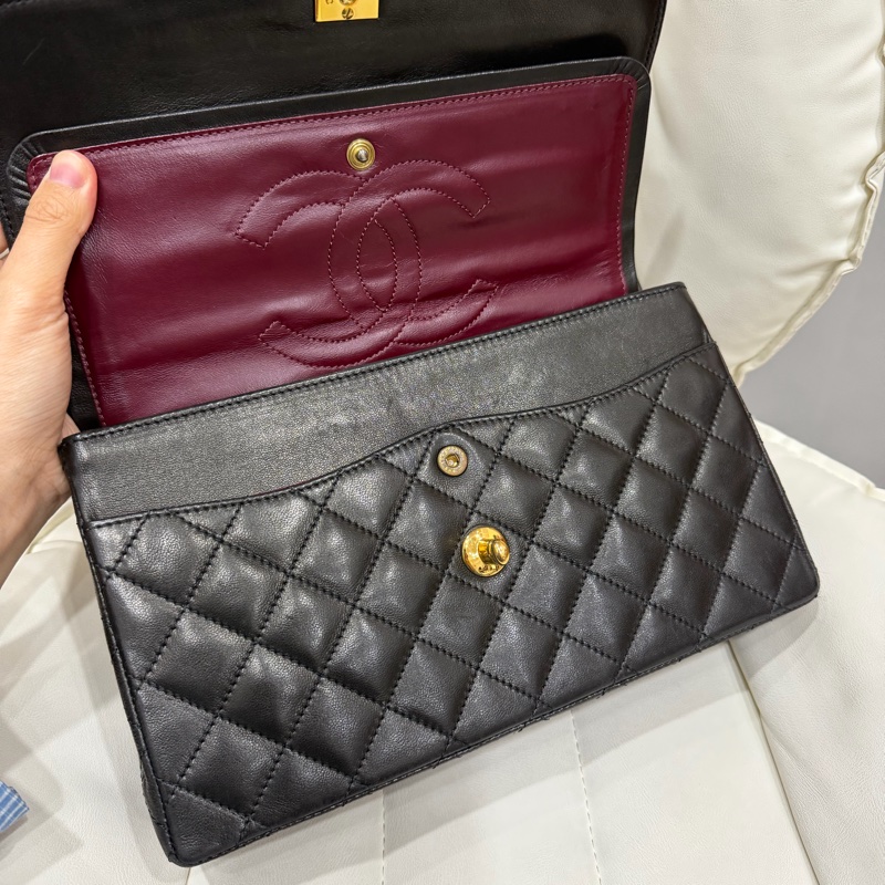 Chanel Paris Limited Medium Classic Flap 金銀扣 鴛鴦扣-13