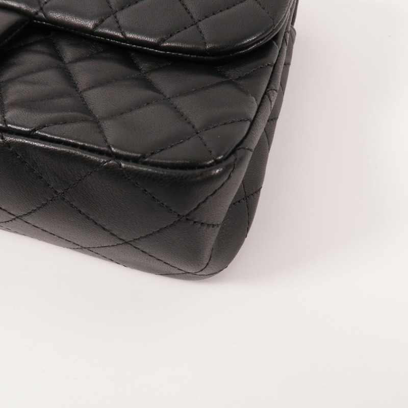 CHANEL 羊皮皮革Chain Shoulder鏈帶肩背袋-11