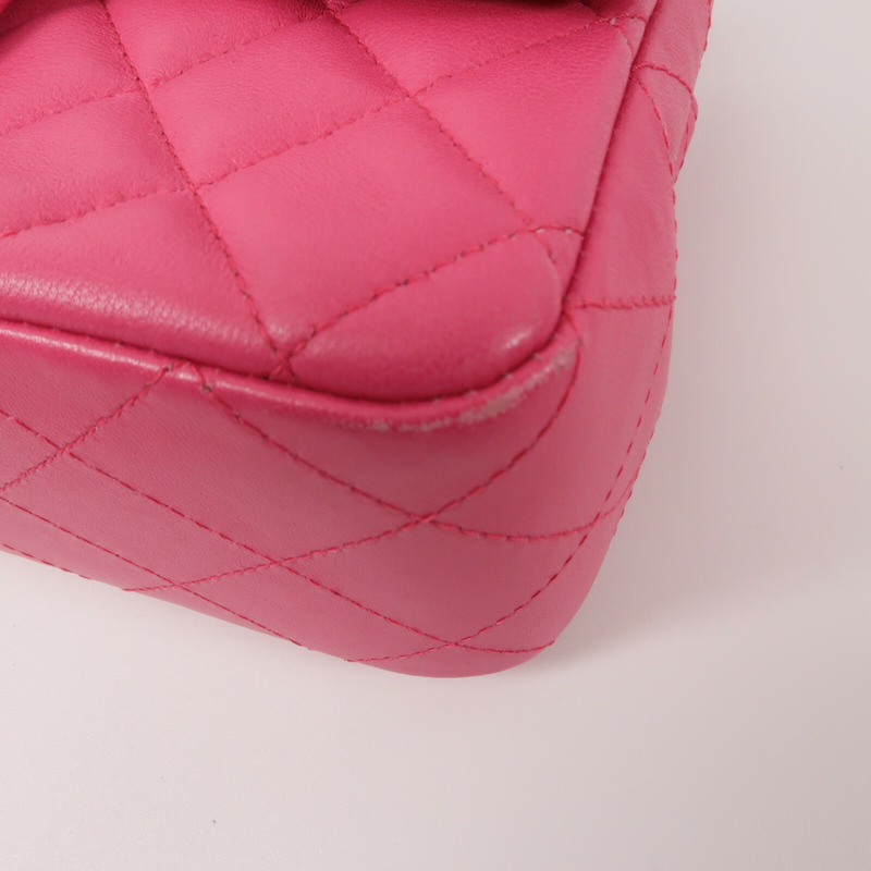 CHANEL 羊皮皮革Mini Classic 20鏈帶肩背袋-12